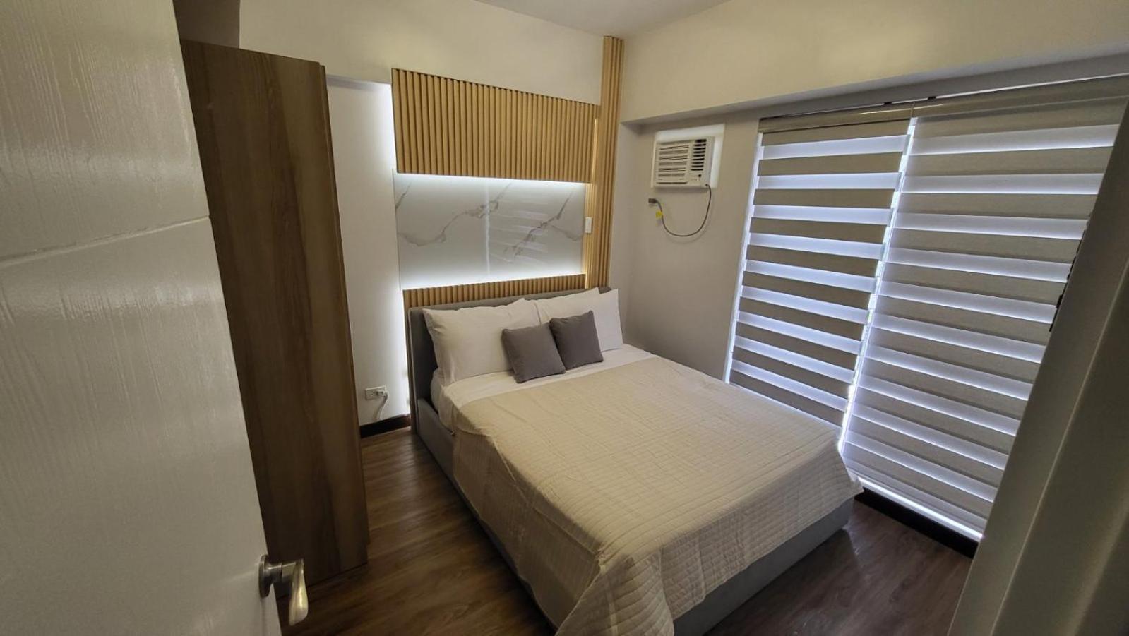 The Atherton- Spacious Modern Condo Unit In Paranaque Near The Airport, Makati, Bgc And Highways Paranaque City Bagian luar foto